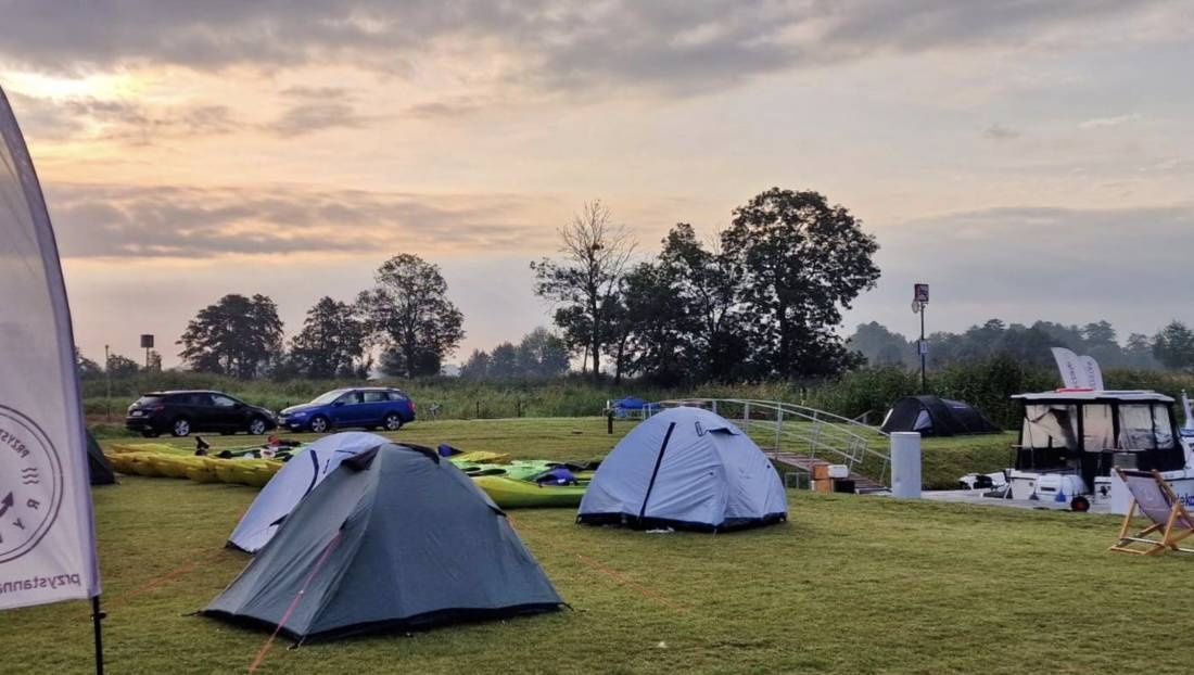 Przystań na Żuławach — Campervan Site in Rybina