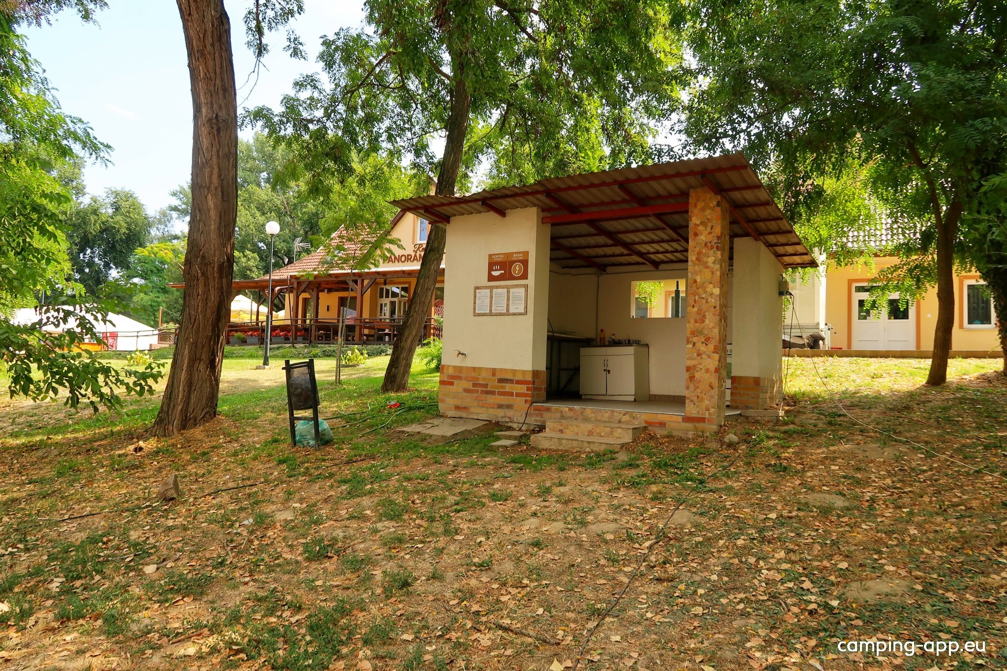 Harta duna kemping — Kamp yeri in Harta