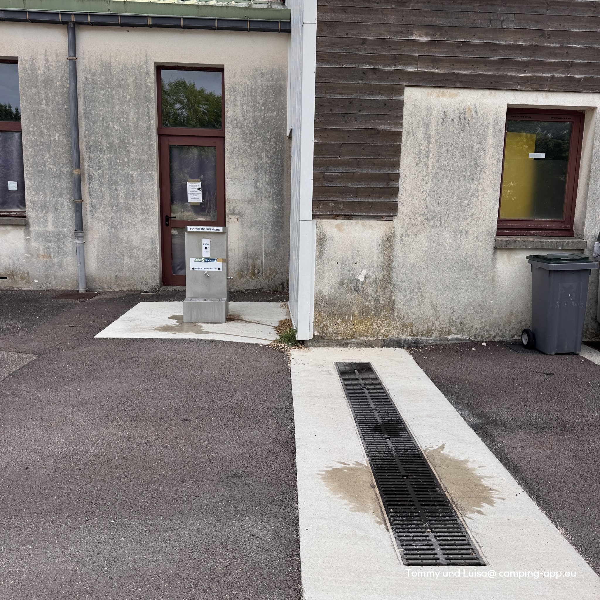 Stellplatz Vaivre-et-Montoille — Foto 4