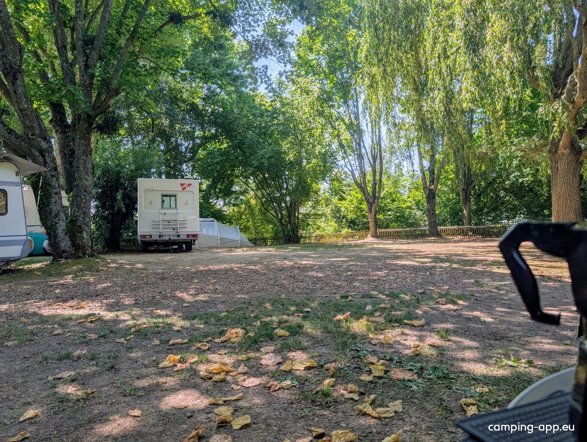 Camping, terrain du Petit-Cortaillod — Sítio de acampamento in Cortaillod