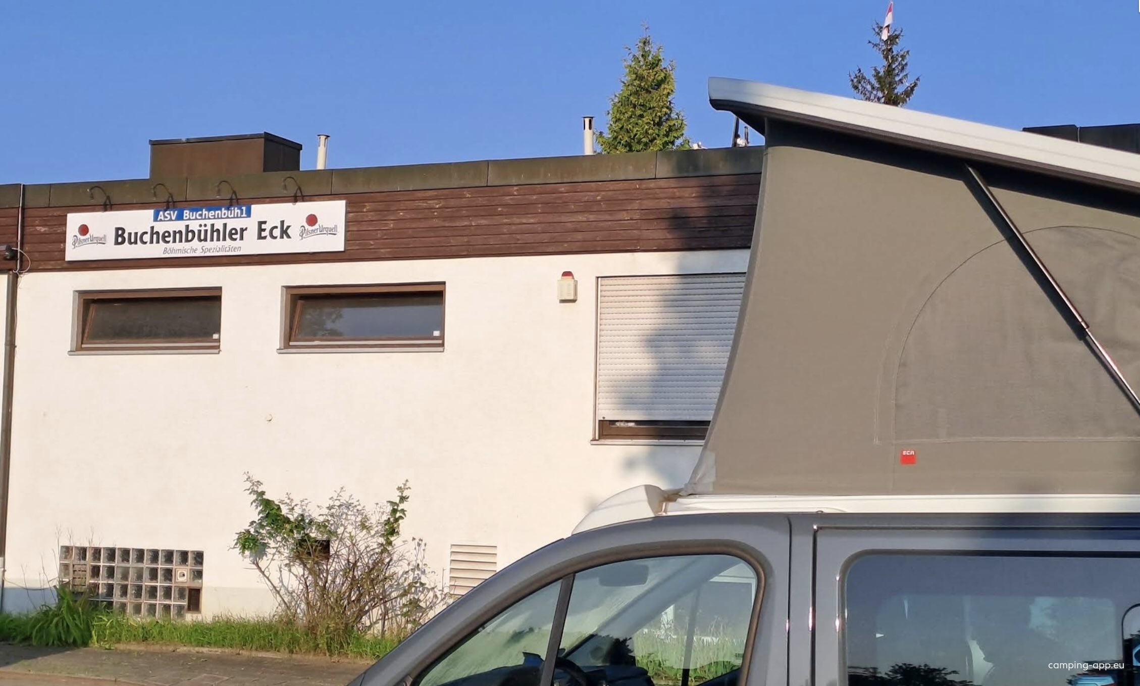 Stellplatz am Buchenbühler Eck — Noční parkování in Nürnberg