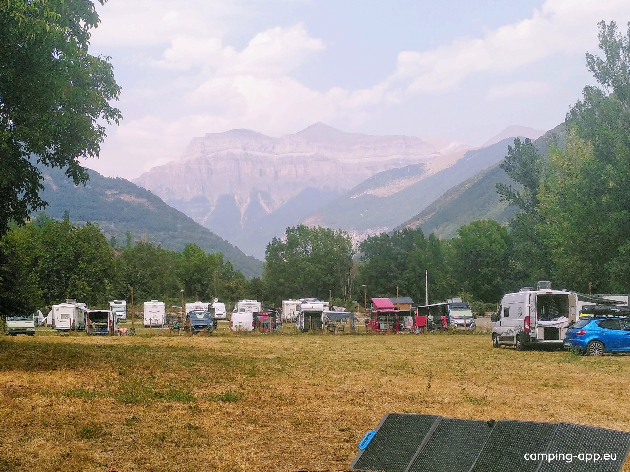 Ordesarea Broto Pirineos — Місце для кемперів in Aínsa