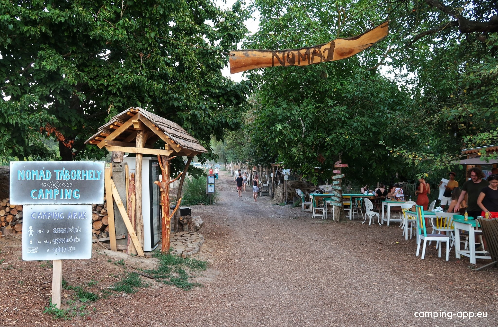 Nomád Bár — Camping Site in Nagymaros