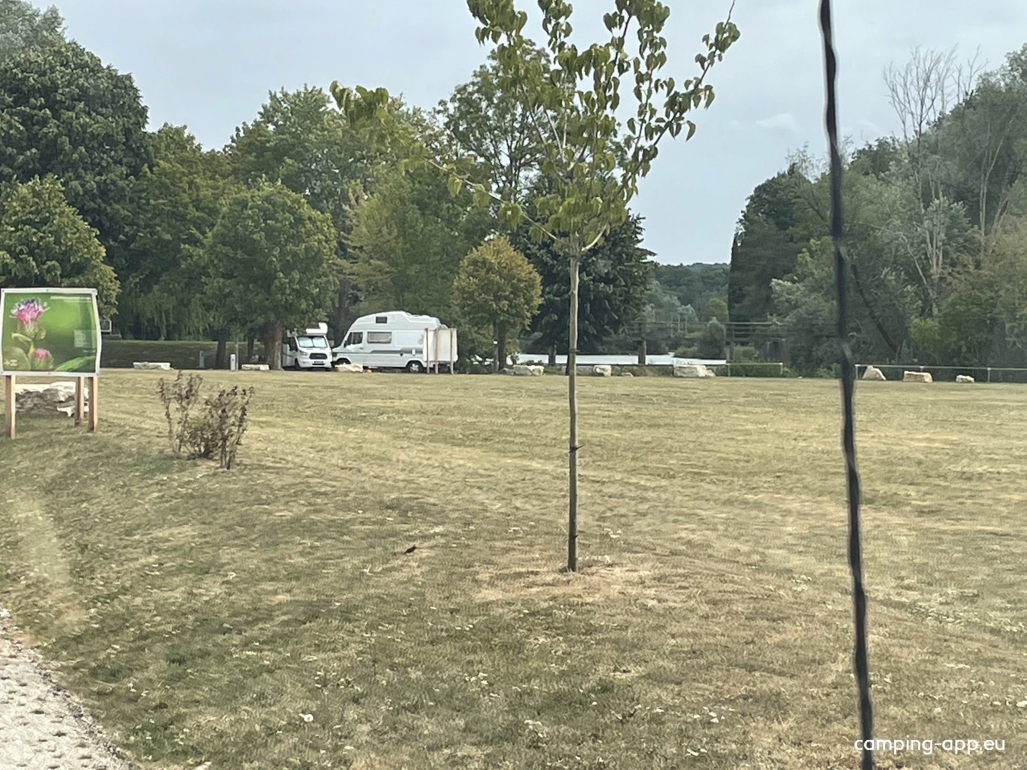 Aire de camping-car de Recey-sur-Ource — Aire camping car in Recey-sur-Ource