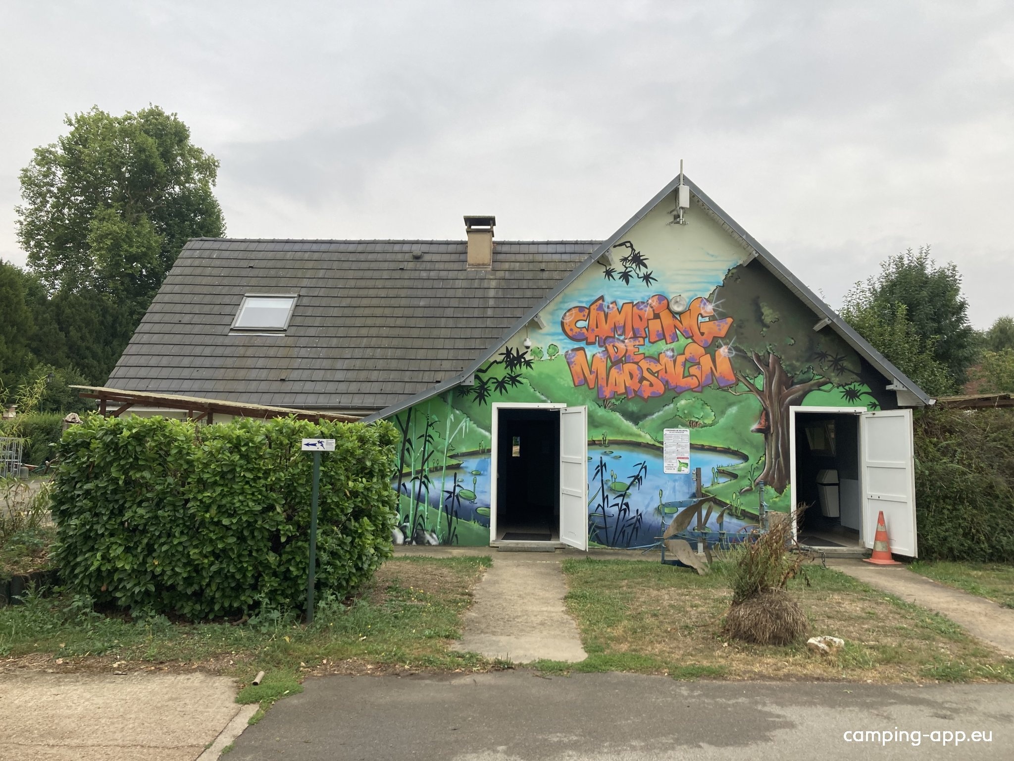 Camping de Étangs de Marsalin — Campingplads in Vert-en-Drouais