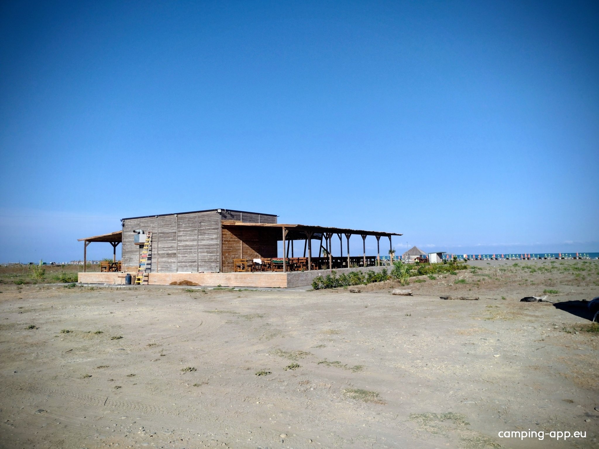 Stellplatz Restaurant Puerta del Sol — Campervan Site in Gosë