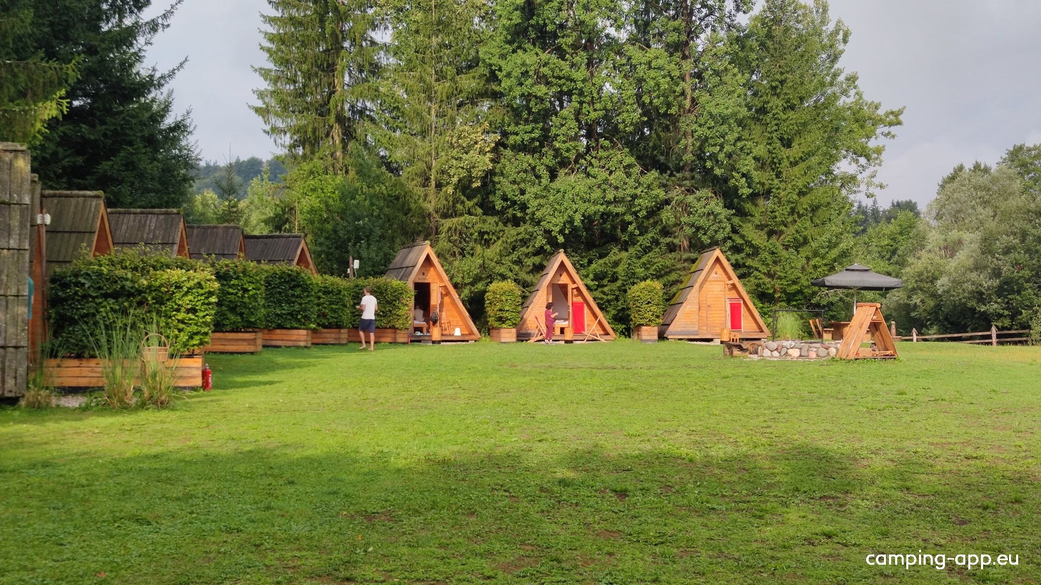 Glamping Ob Robu Gozda — Camping in Radomlje