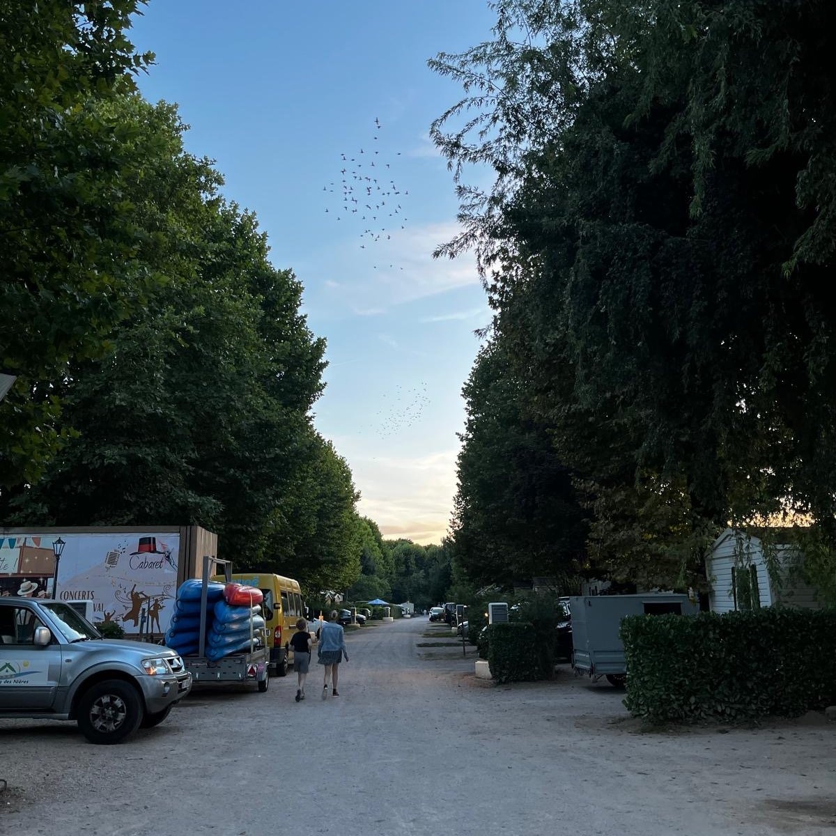 Camping des Nières — Campingplads in Ébreuil