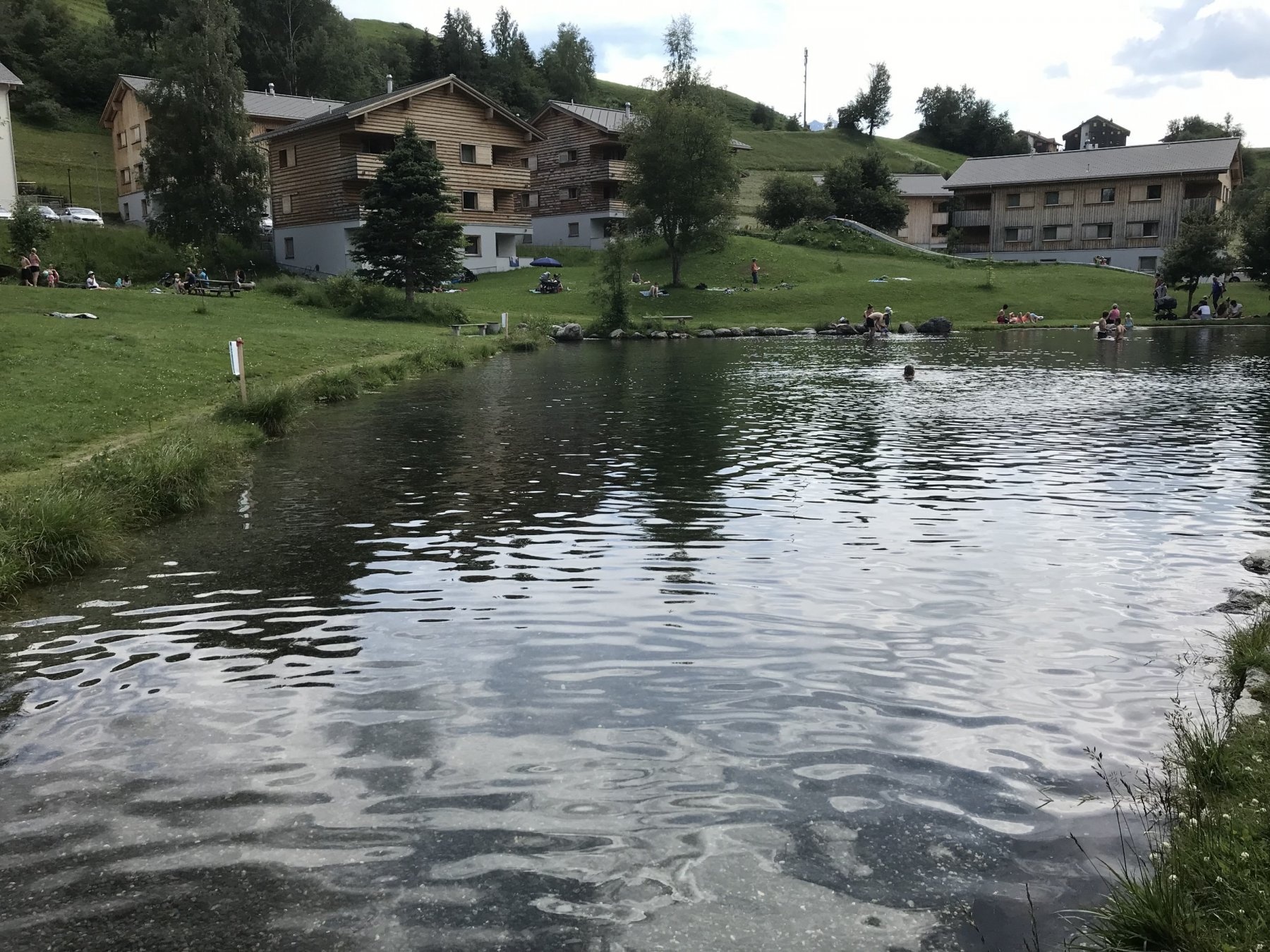 Stellplatz an der Sesselbahn Breil/Brigels — Campervan Site in  Breil
