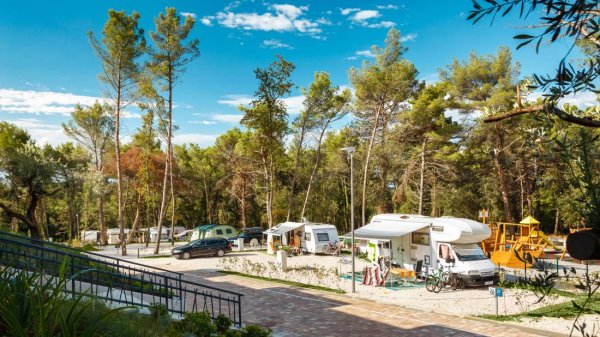 Santa Marina Boutique Camping — Photo 3