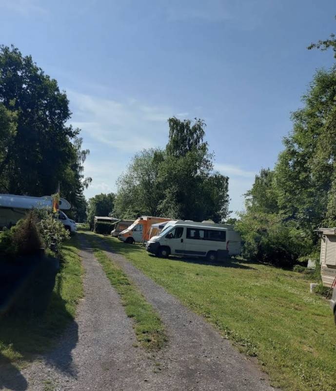 Campingplatz Zum Katzenstein — Kamp yeri in Westerburg