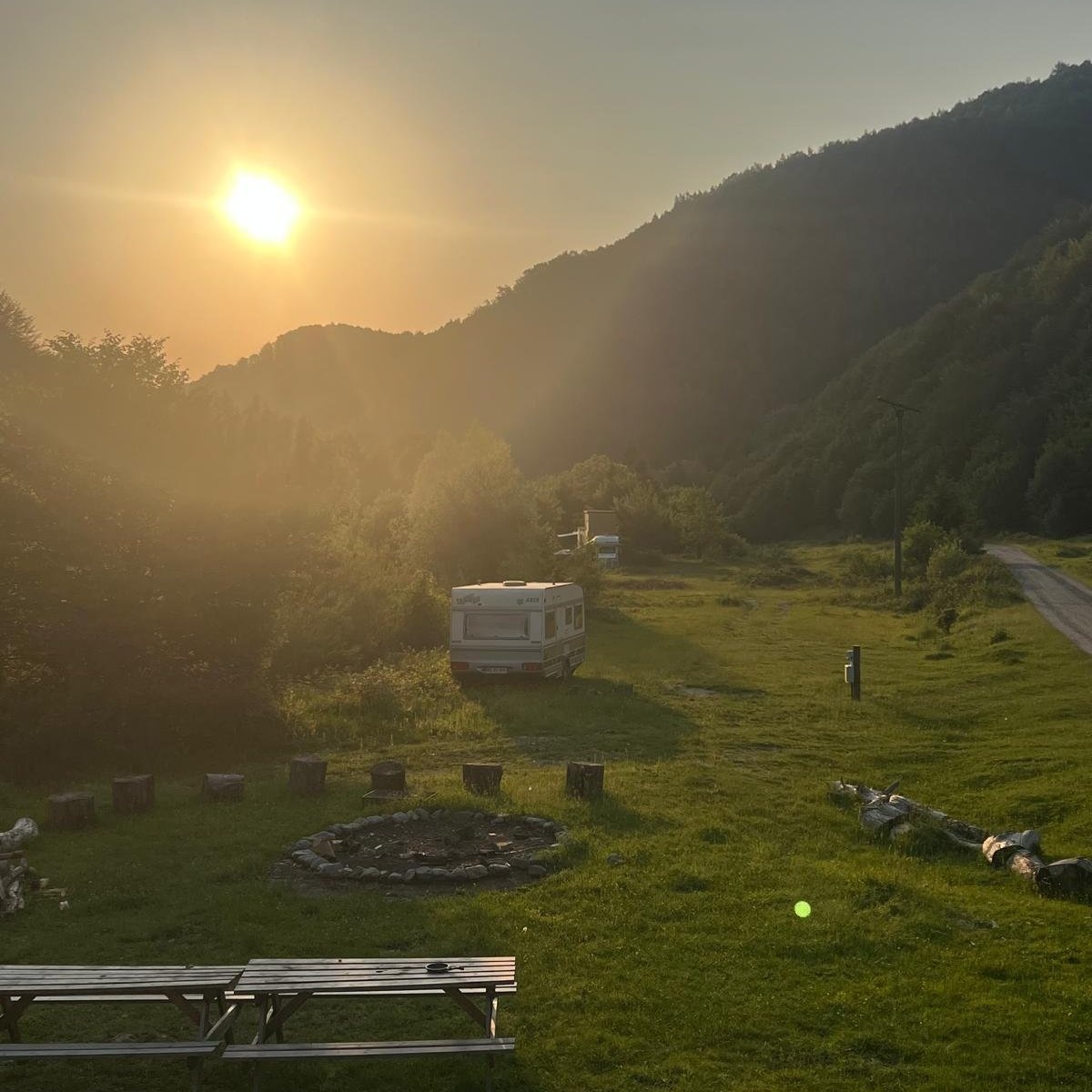 Leuca Valley — Sítio para autocaravanas in Criștioru de Jos