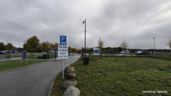 Camperplaats Emmen — Photo 6