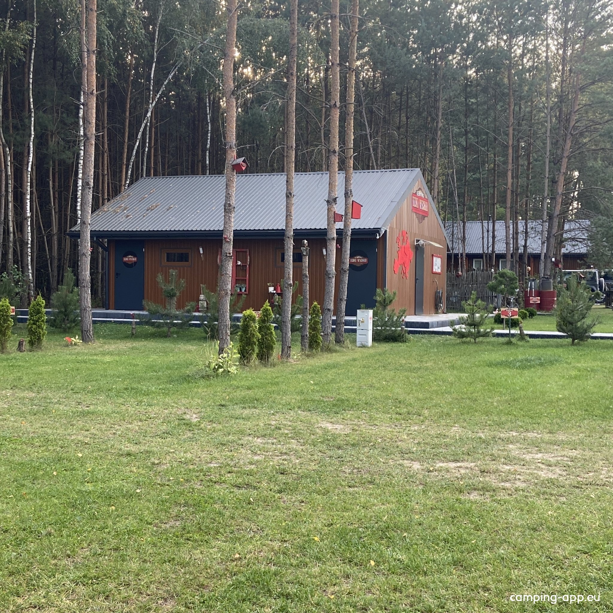 Pole Kempingowe Dziki Wschód — Camping Site in Macoszyn Mały