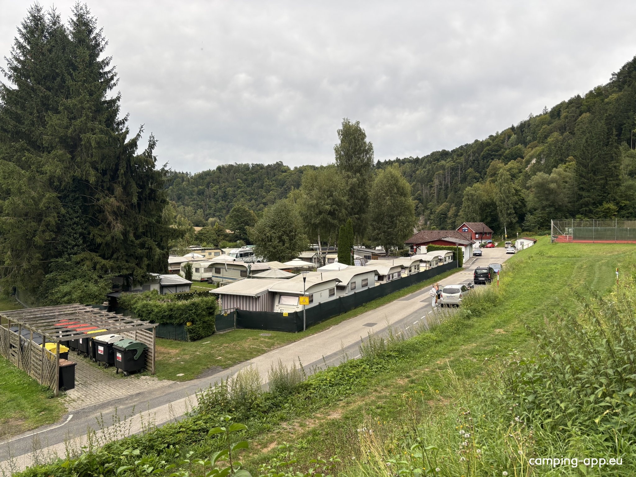 Seecamping und Freizeitzentrum Krumau — Campingplass in Krumau am Kamp