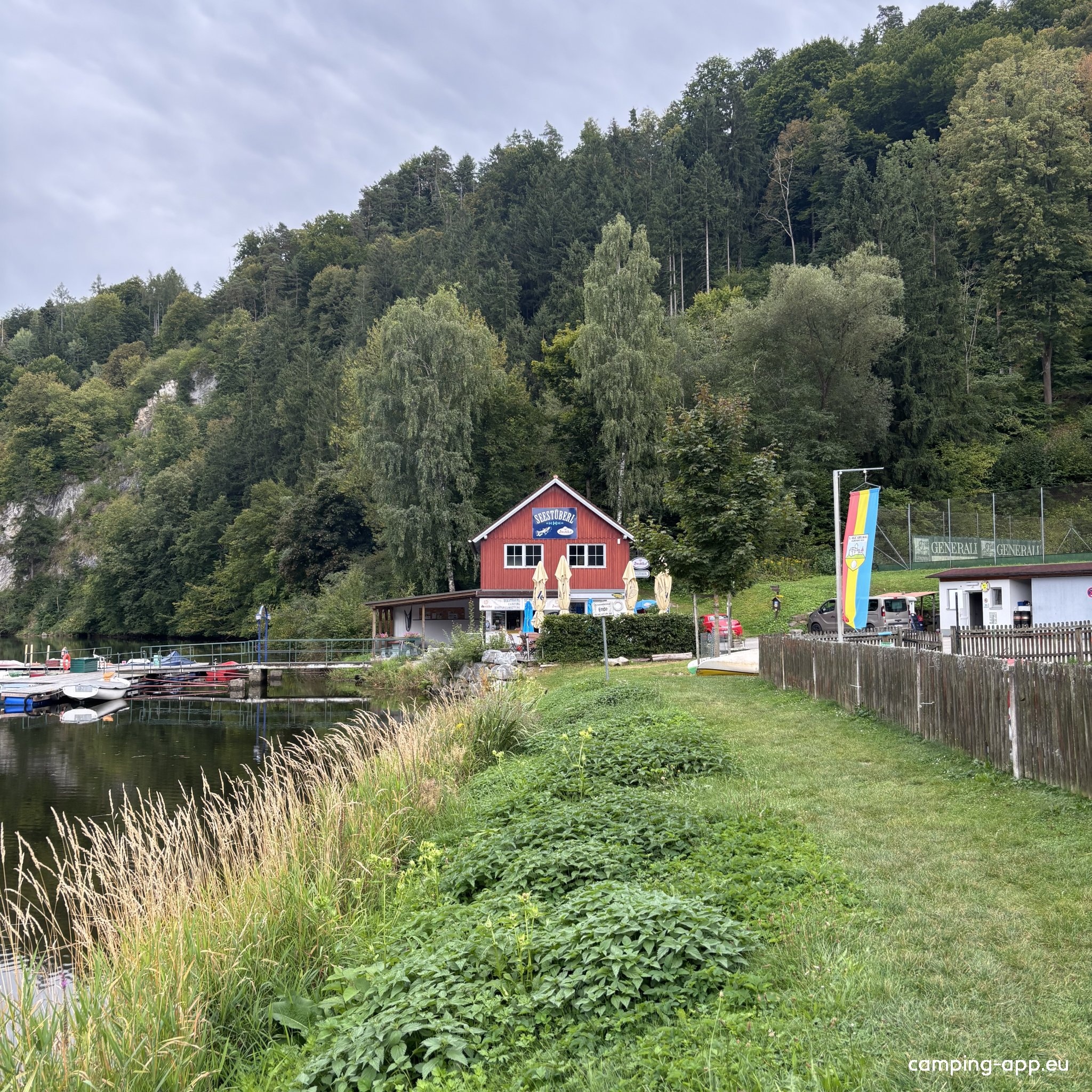 Seecamping und Freizeitzentrum Krumau — Campingplads in Krumau am Kamp