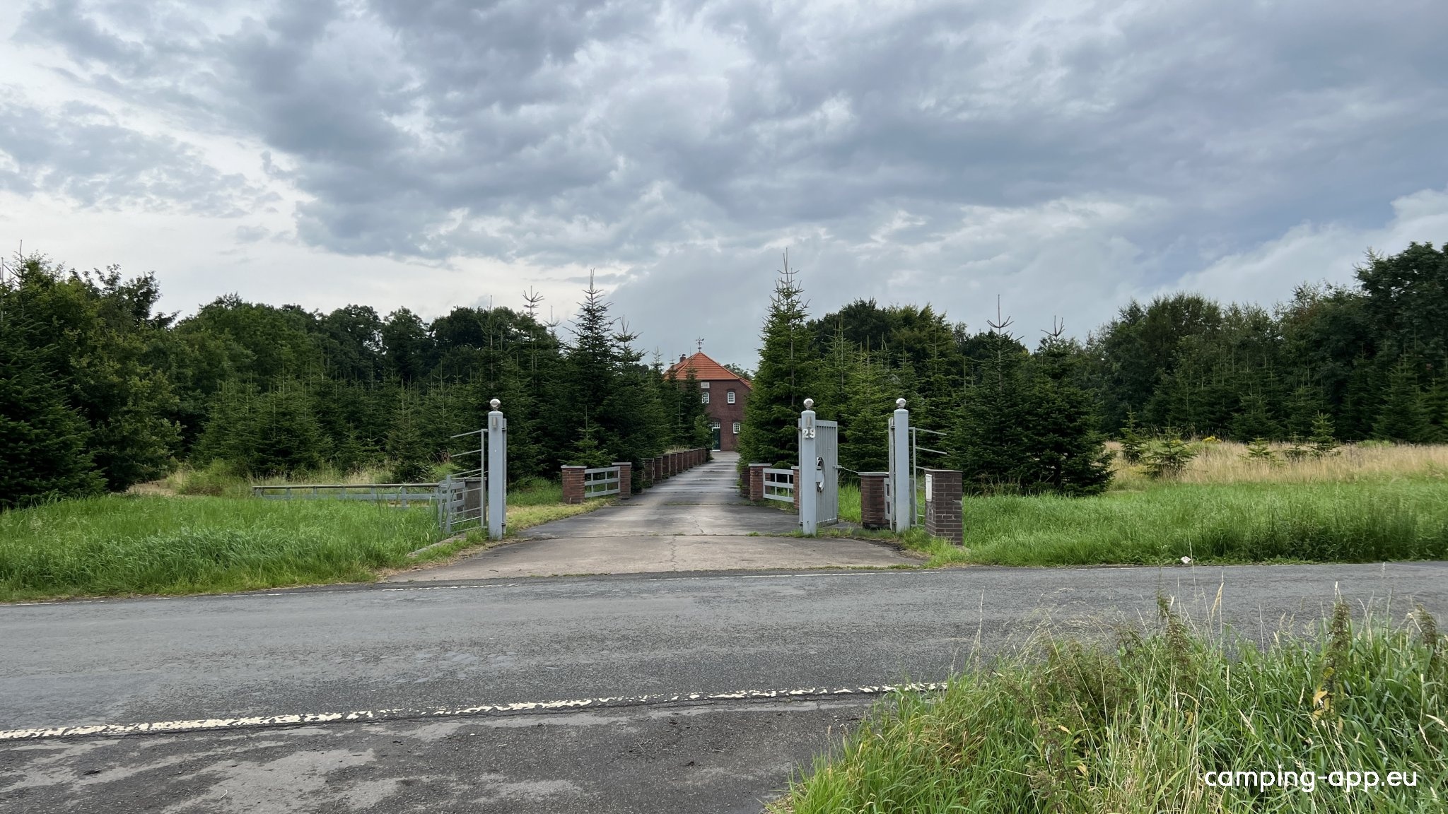 Rüters Eichenhof — Farm in Ovelgönne