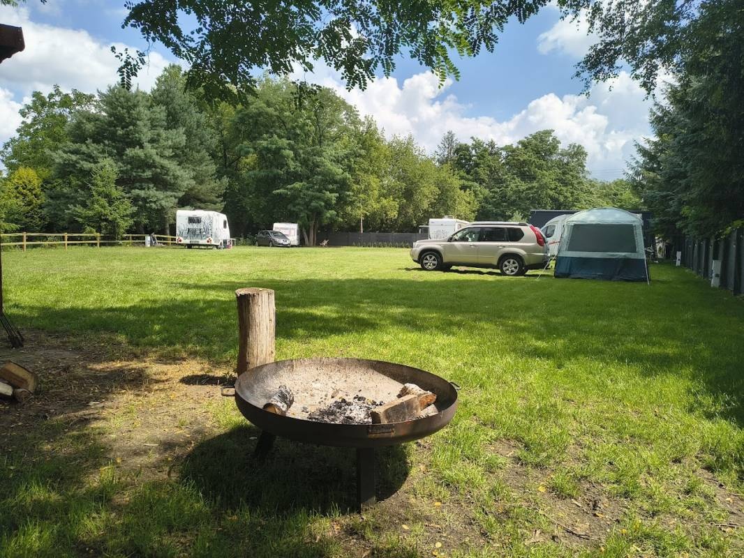 Kamper Parking Młynek — Camping in Łódź