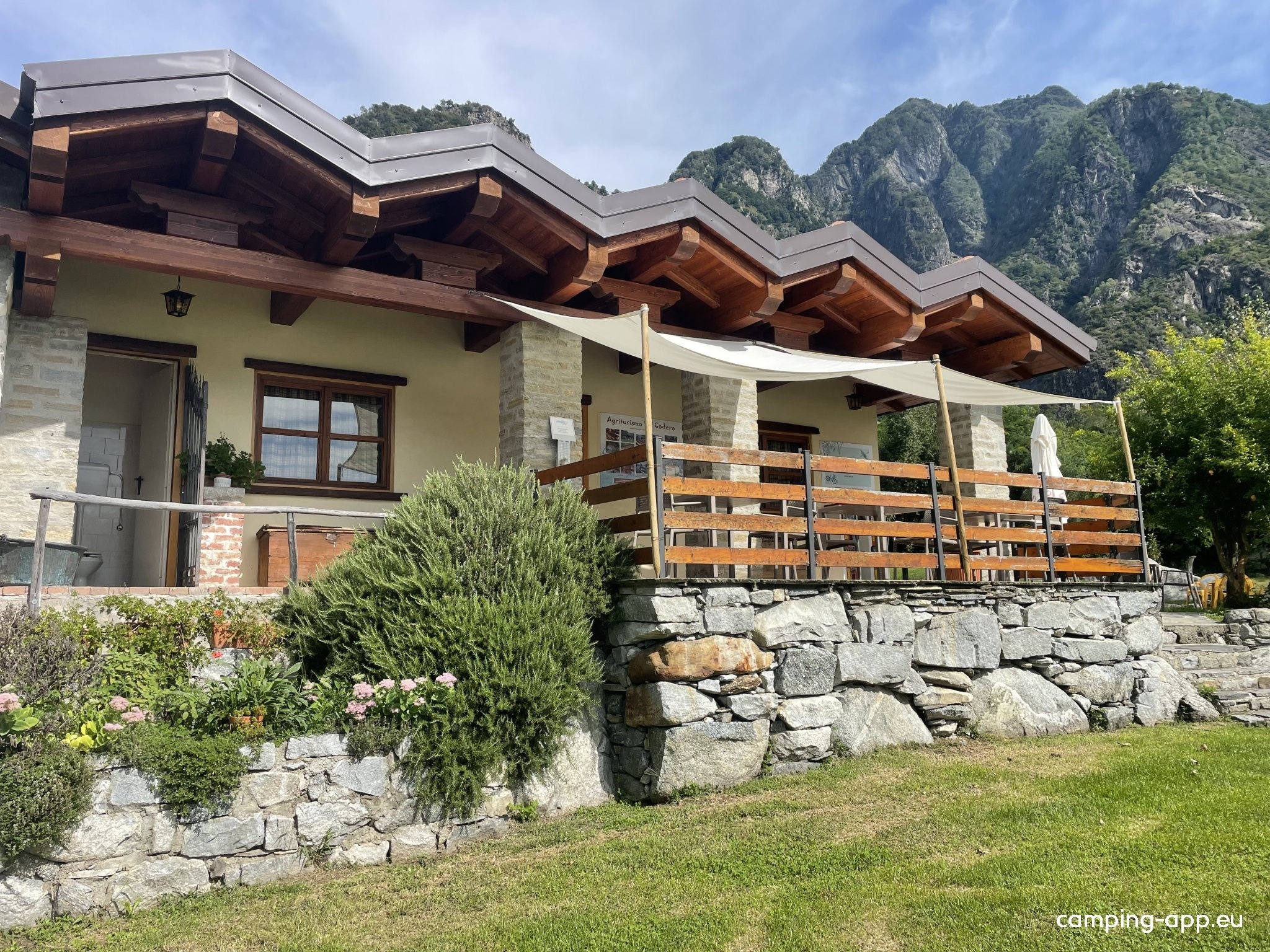 Agriturismo Val Codera — Kamp yeri in Novate Mezzola