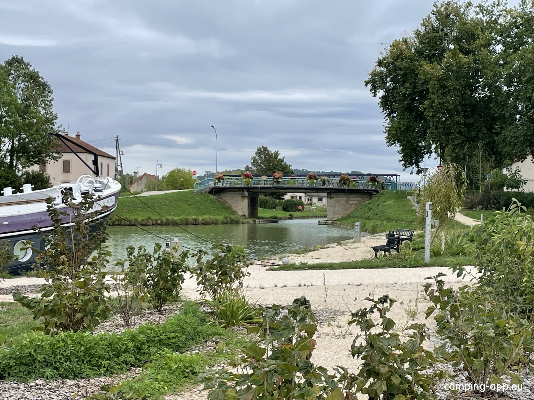 Stellplatz Venarey-les-Laumes   — Stellplatz in Venarey-les-Laumes