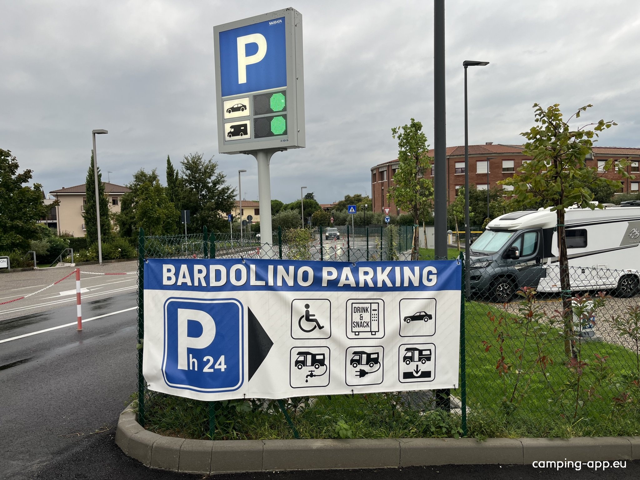 Bardolino Parking — Stellplatz in Bardolino