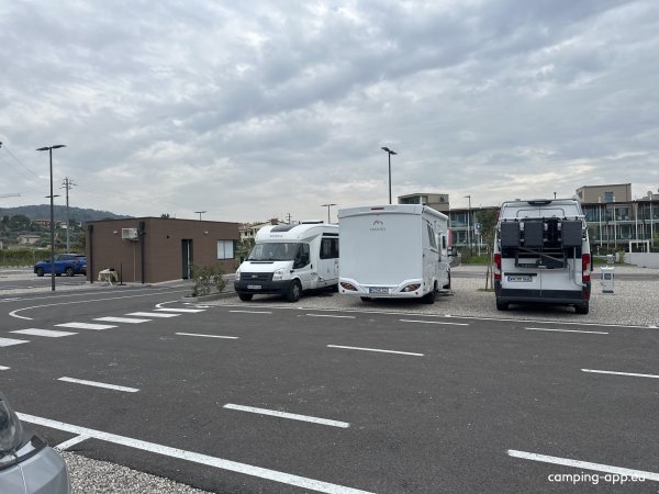 Bardolino Parking — Zdjęcie 2