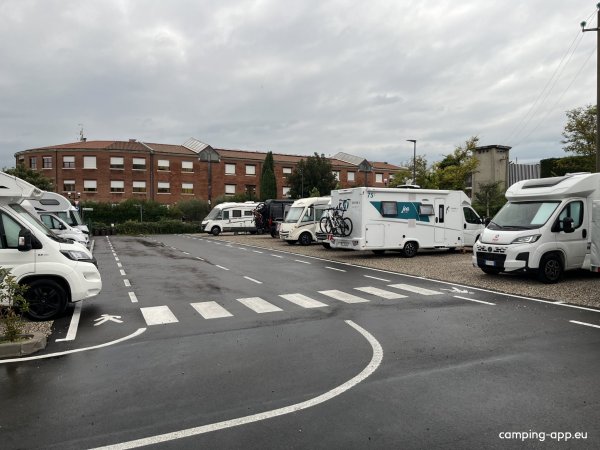 Bardolino Parking — Photo 4