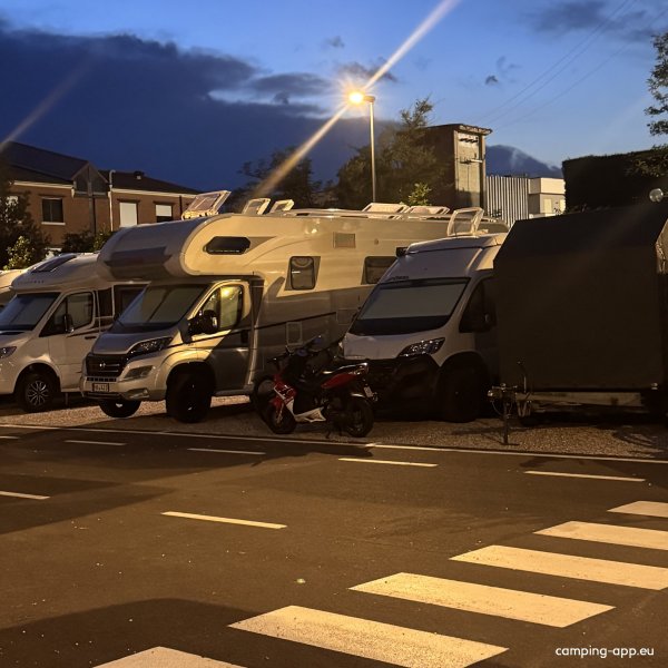 Bardolino Parking — Zdjęcie 3