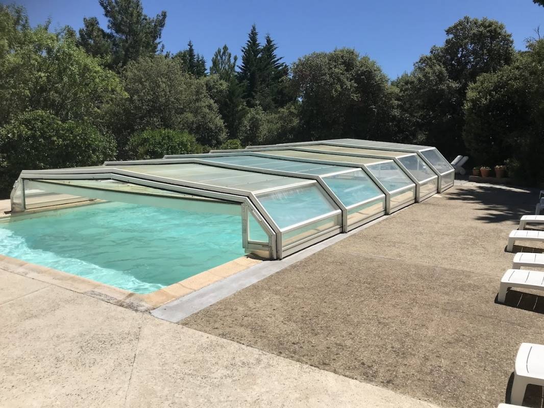 Le Mas de Lignieres (naturist, FKK) — Campingplats in Cesseras