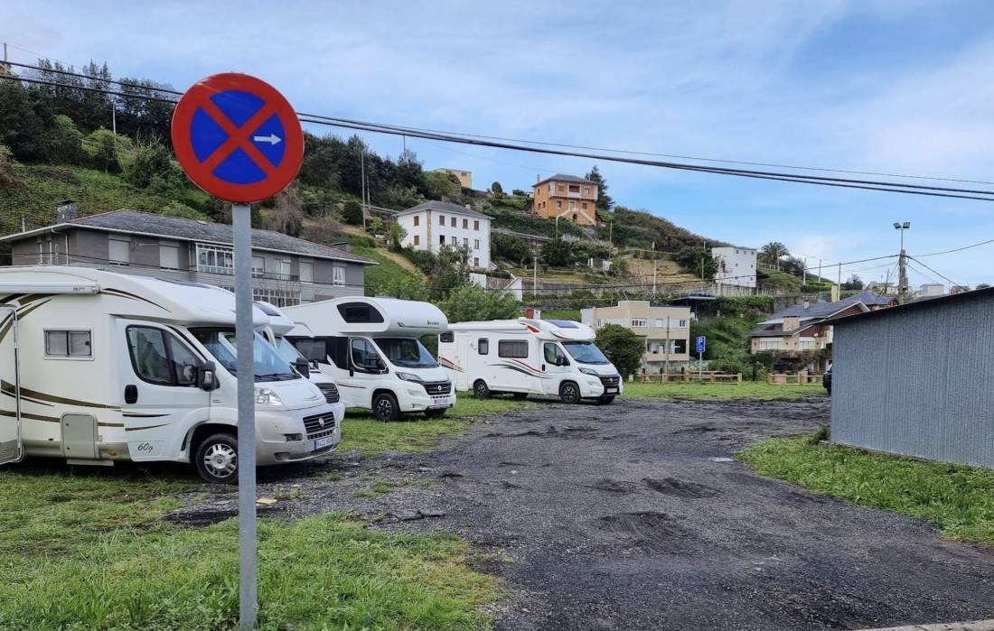 Stellplatz Luarca — Stellplatz in Luarca