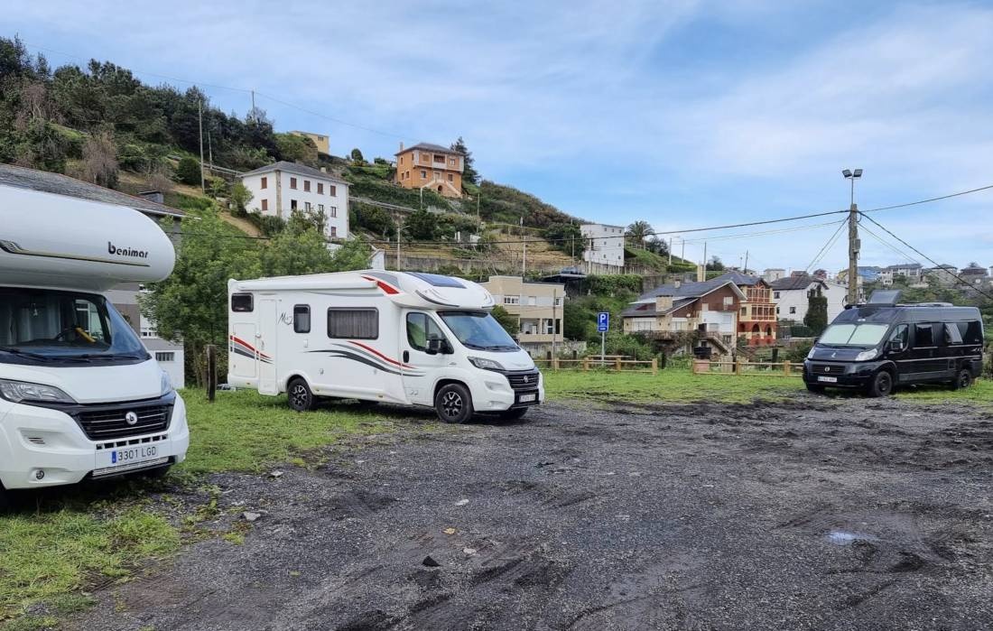 Stellplatz Luarca — Camperplads in Luarca