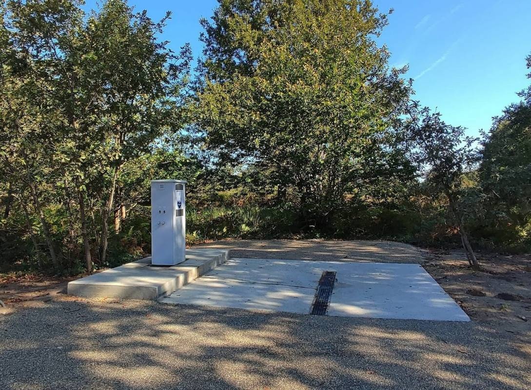 Camping-Car Park Morcenx-la-Nouvelle — Campervan Site in Morcenx-la-Nouvelle