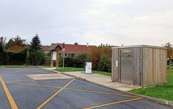 Stellplatz Parking de L‘Etang — Photo 2