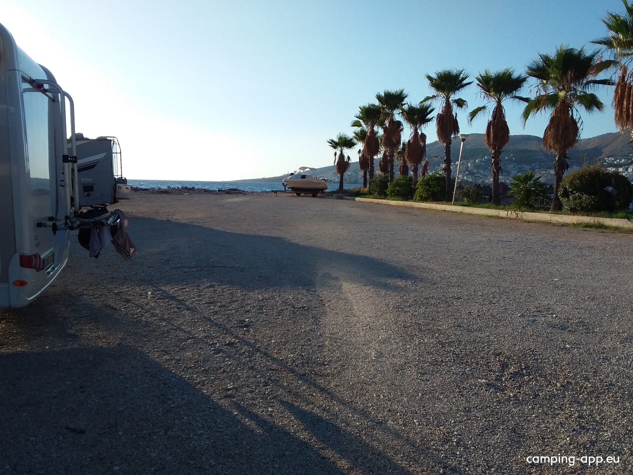 Hotel Santa Quarante — Aire camping car in Sarandë