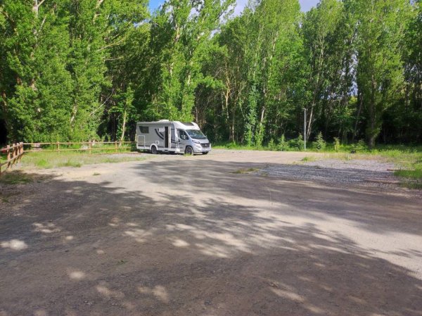 Área de autocaravanas de Villar del Río