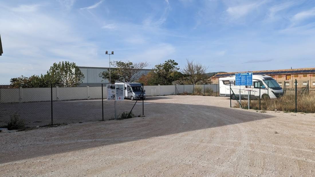 42.378082,-1.438557 (4x4) — Stellplatz in Carcastillo