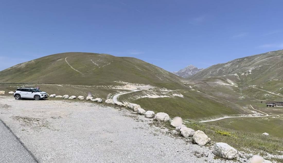 Strada Statale 17bis — Public Parking in Assergi AQ