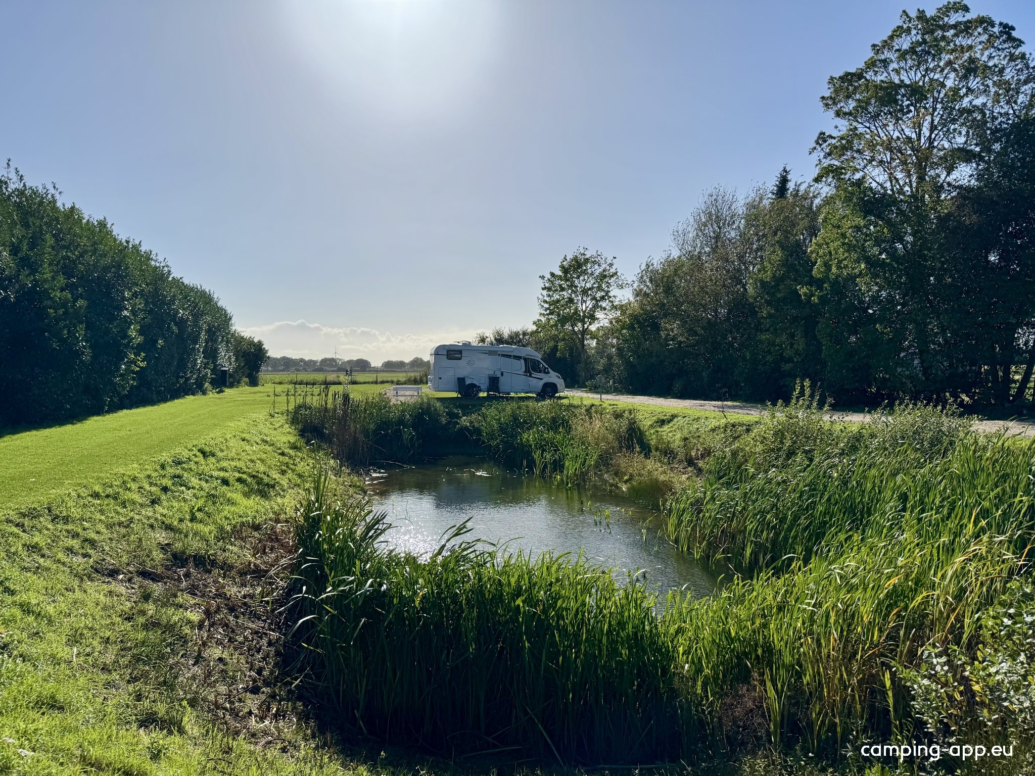 Camperplaats Ompert in Azewijn — Campervan Site in Azewijn