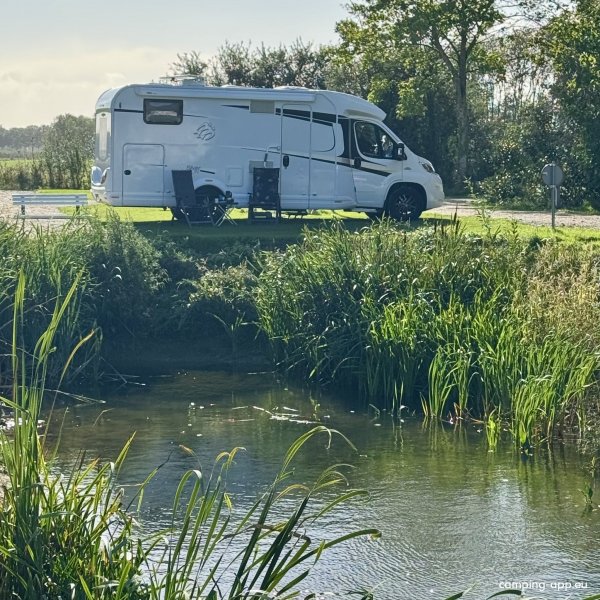 Camperplaats Ompert in Azewijn — Photo 2