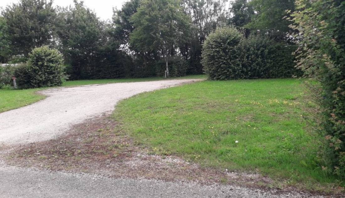 Camping Des Hirondelles — Campingplatz in Noyelles-sur-Sambre