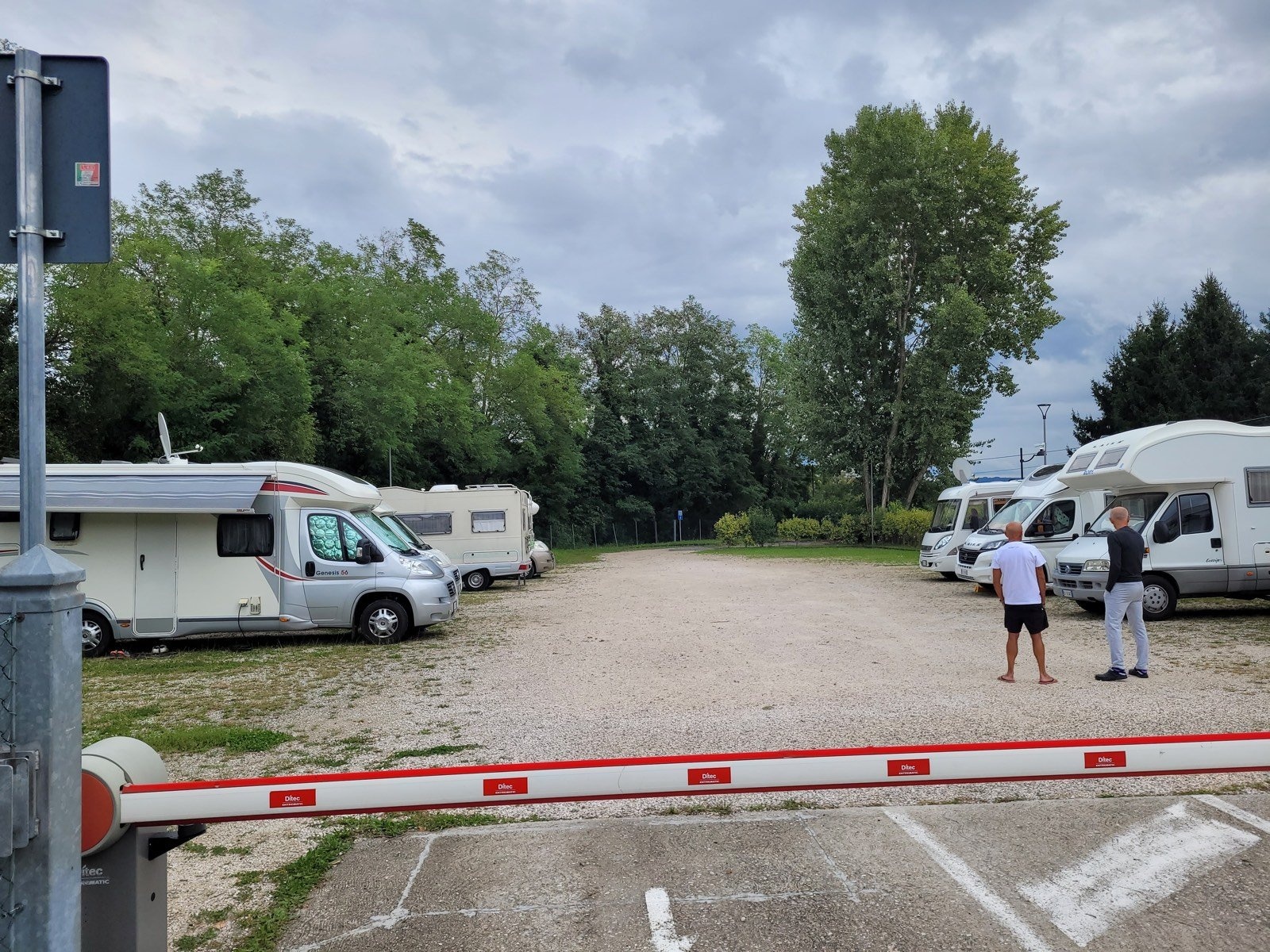 Area Sosta Camper — Stellplatz in Valdobbiadene
