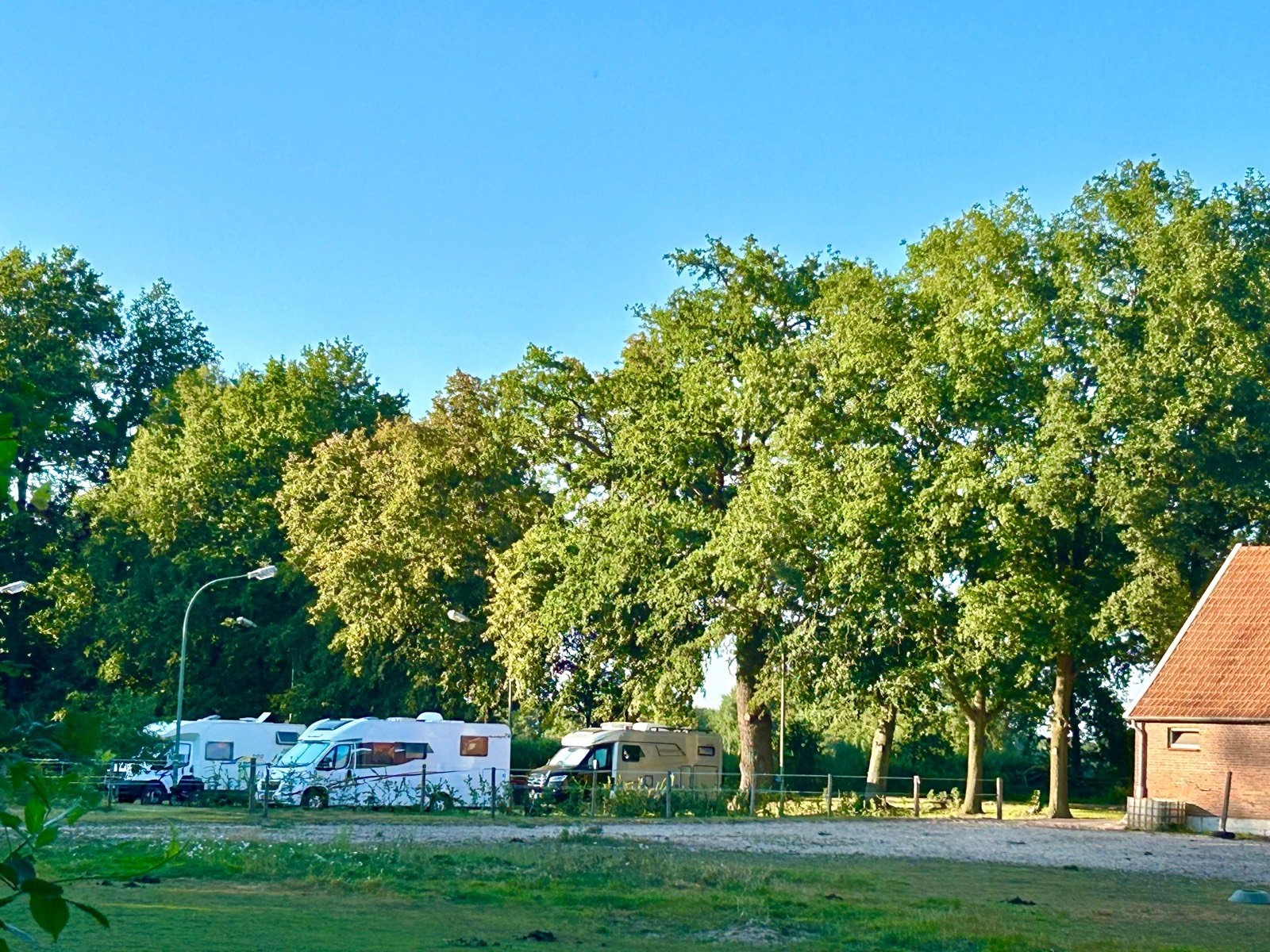 Time Out WoMo Stellplatz — Camperplaats in Löningen