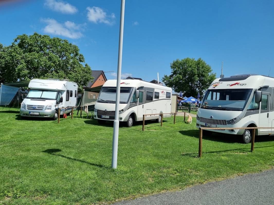 Landgasthaus Zum Paradies — Stellplatz in Straelen