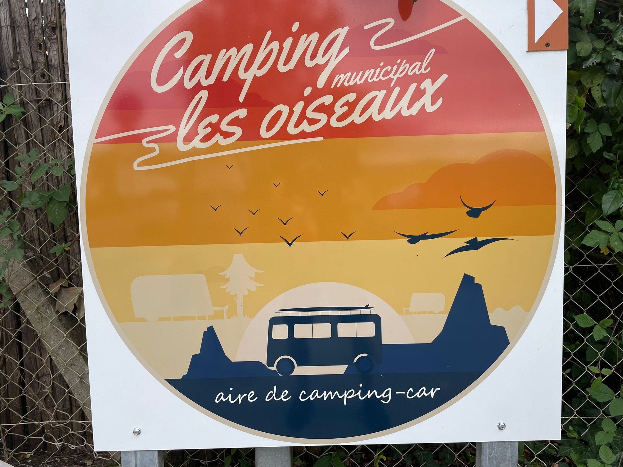 Camping Municipial Les Oiseaux — Ställplats in Saint-Martory