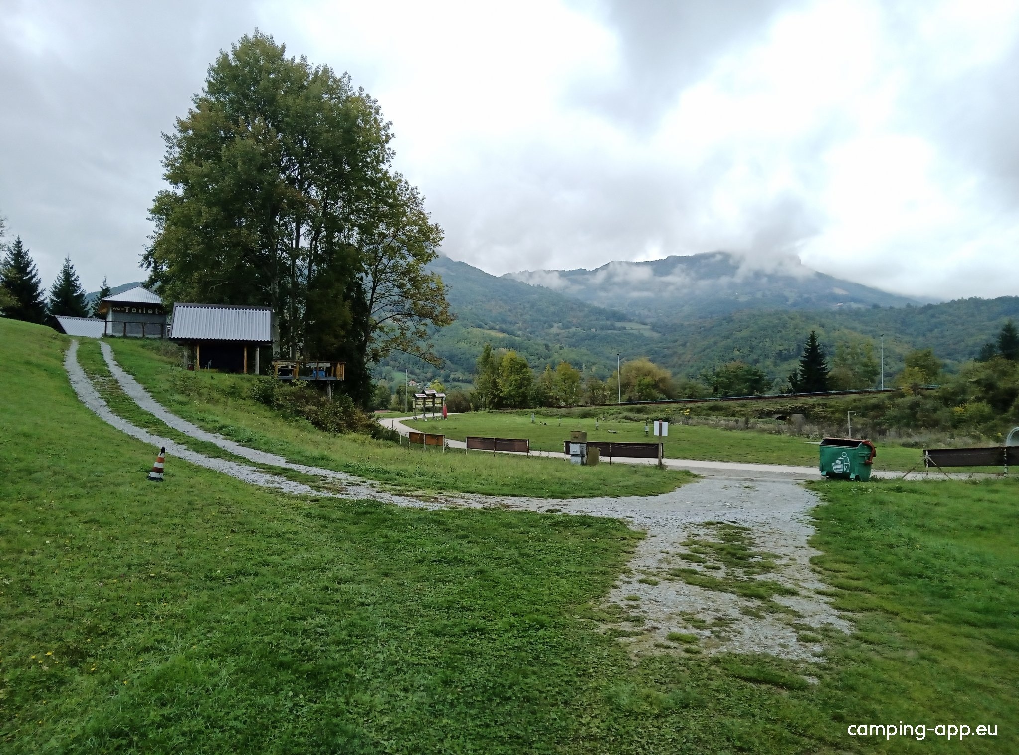 Camp Rabrenovic — Kamp yeri in Mojkovac