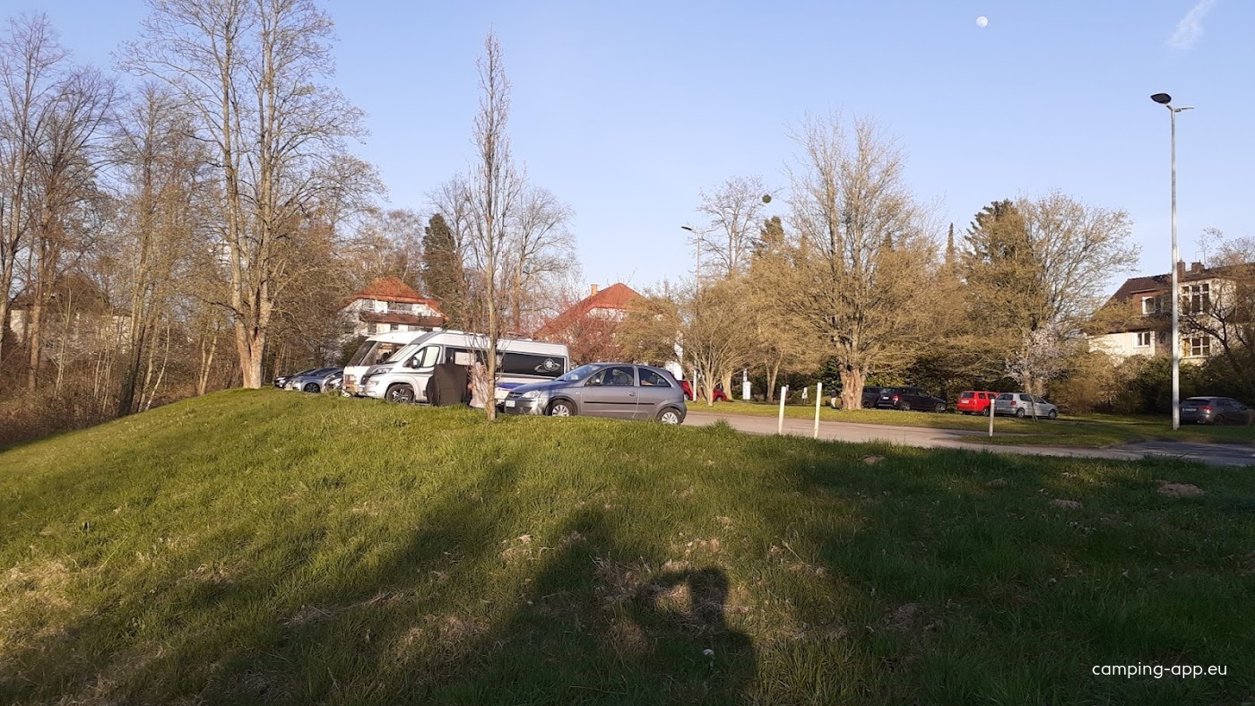 Stellplatz an der Hufelandtherme — Camperplads in Bad Pyrmont