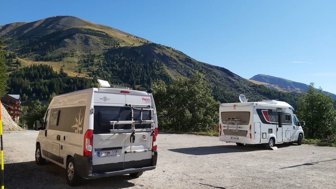 Stellplatz Auris — Campervan Site in Auris