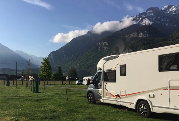 Stellplatz AlpenCamping — QuickStop in Meiringen