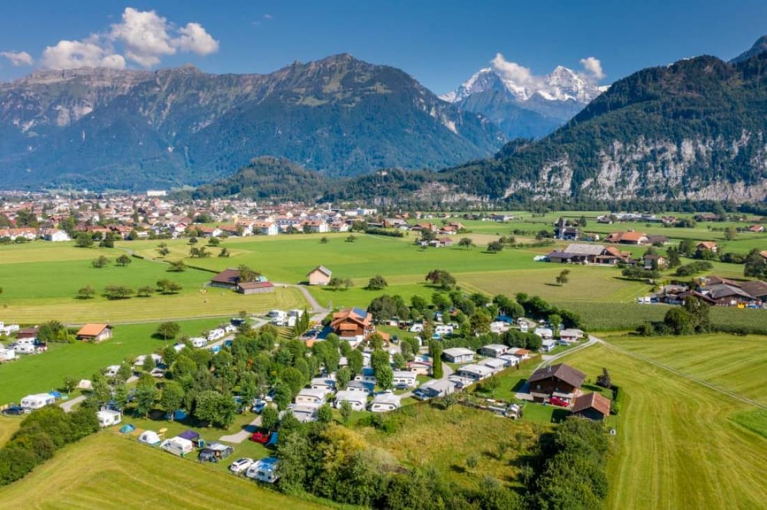 Campingplatz Hobby **** Adults Only — Kemping in Unterseen