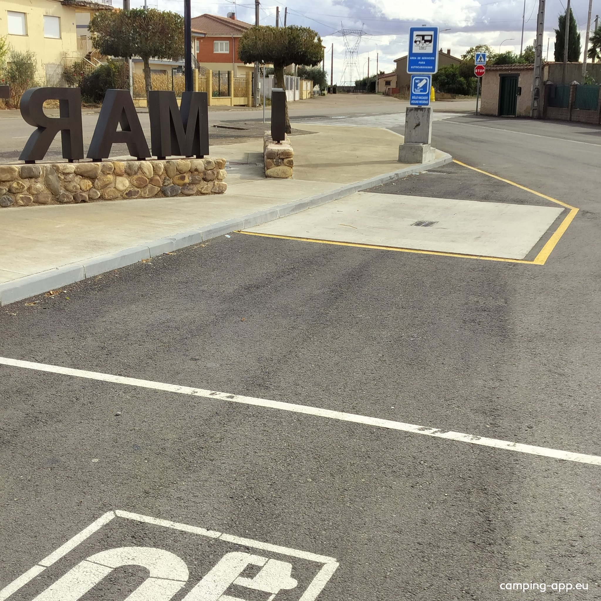 san Martin del camino — Camperplads in San Martín del Camino